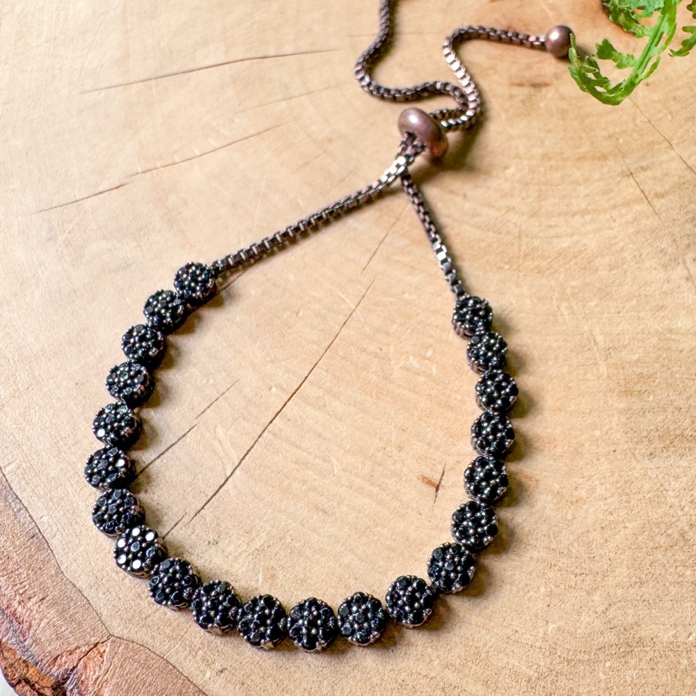 Banana Republic Sparkle Circle Bracelet Antique Gold Black Rhinestone